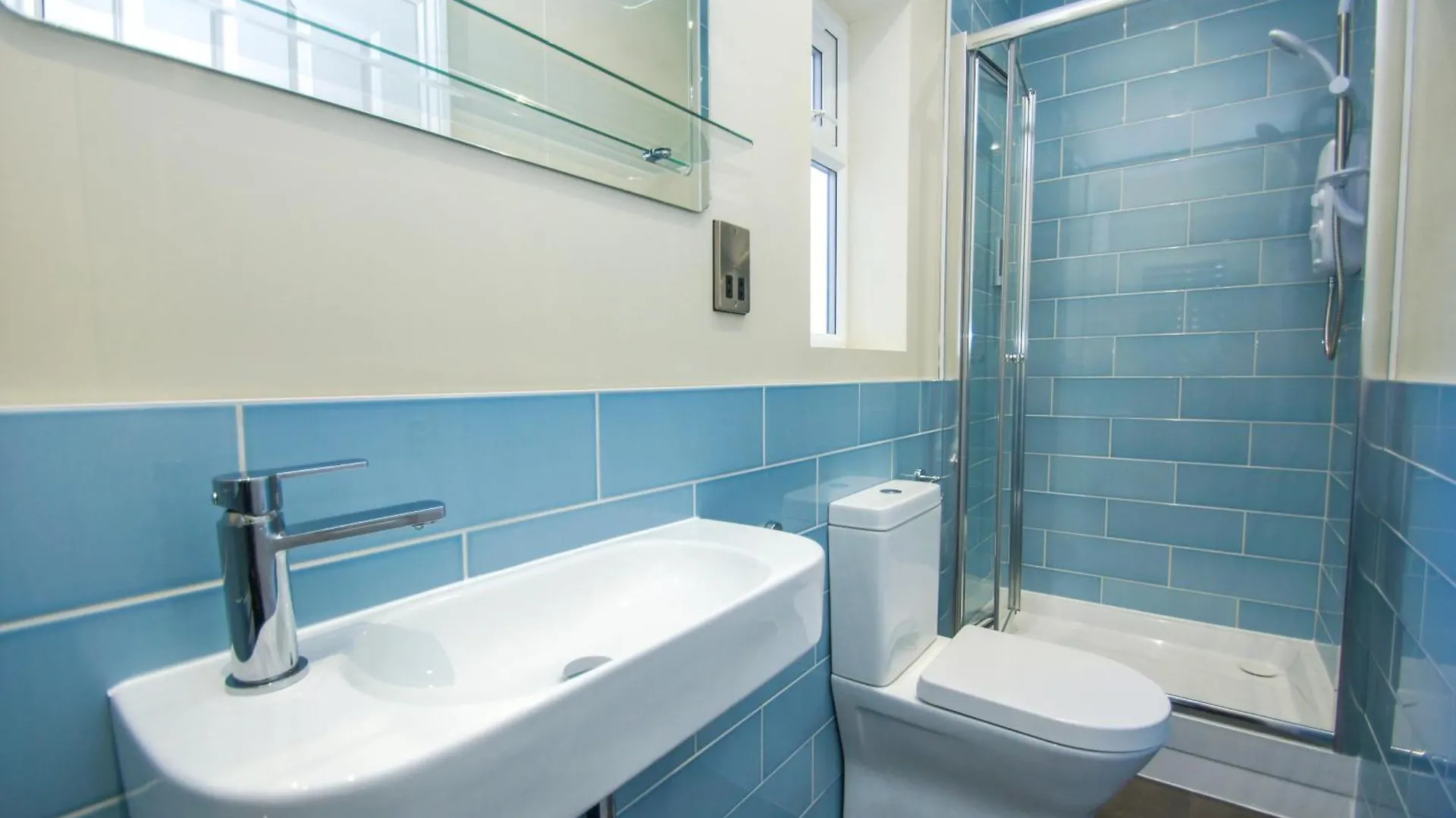 Appartement Deco Studio: King Bed, Kitchenette, Stylish & Comfortable Hove